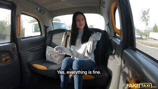 Fake Taxi - Alyssa Bounty fenékbe baszva