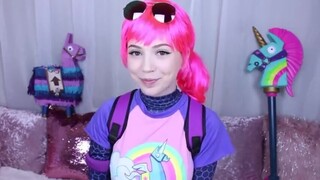 Fortnite cosplayes lány cumizza a műfaszokat