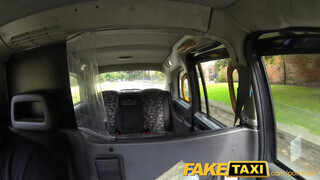 FakeTaxi - Dögös lengyel lány bekúrva
