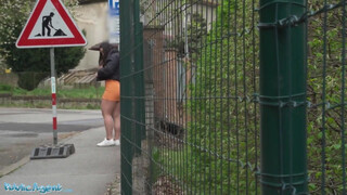 Public Agent - Csöcsös kolumbiai lány felszedve